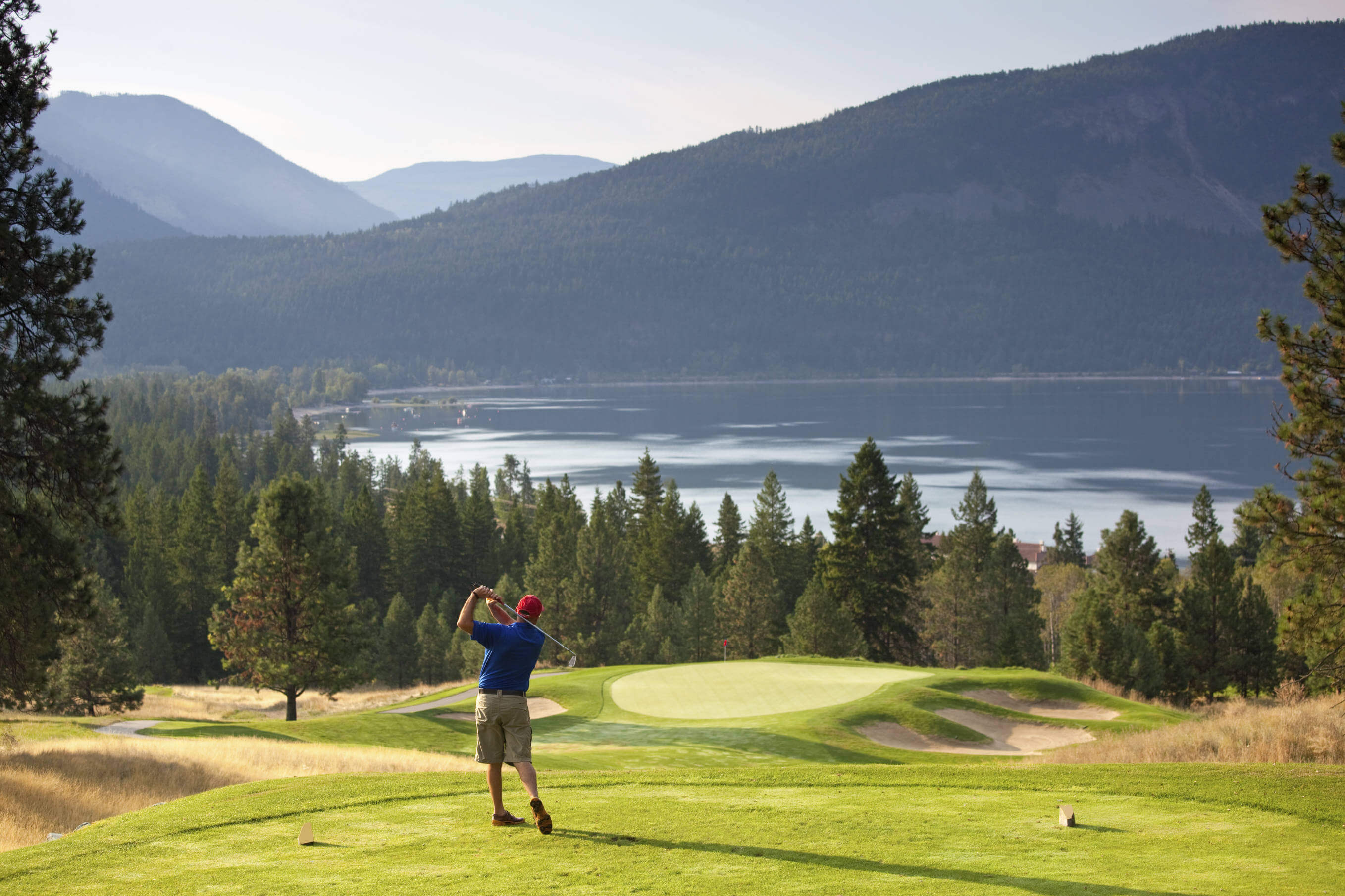 Golfing with View